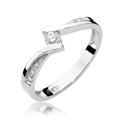 Pierścionek zaręczynowy z białego złota z brylantami 0,16ct Fire Of Love