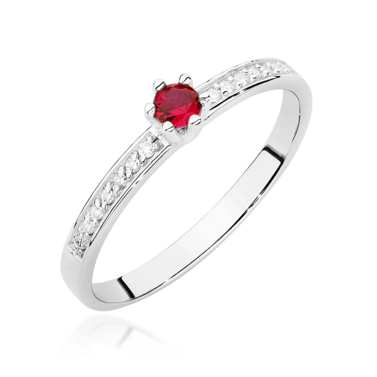 Pierścionek zaręczynowy z białego złota z rubinem i diamentami 0,07ct Fire Of Love