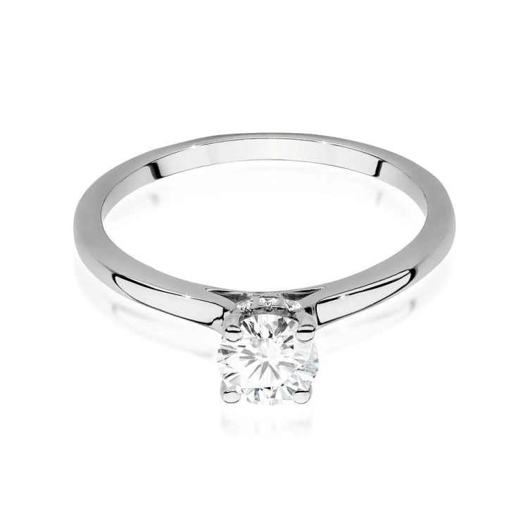 Pierścionek zaręczynowy z białego złota z centralnym diamentem 0,50ct Fire Of Love