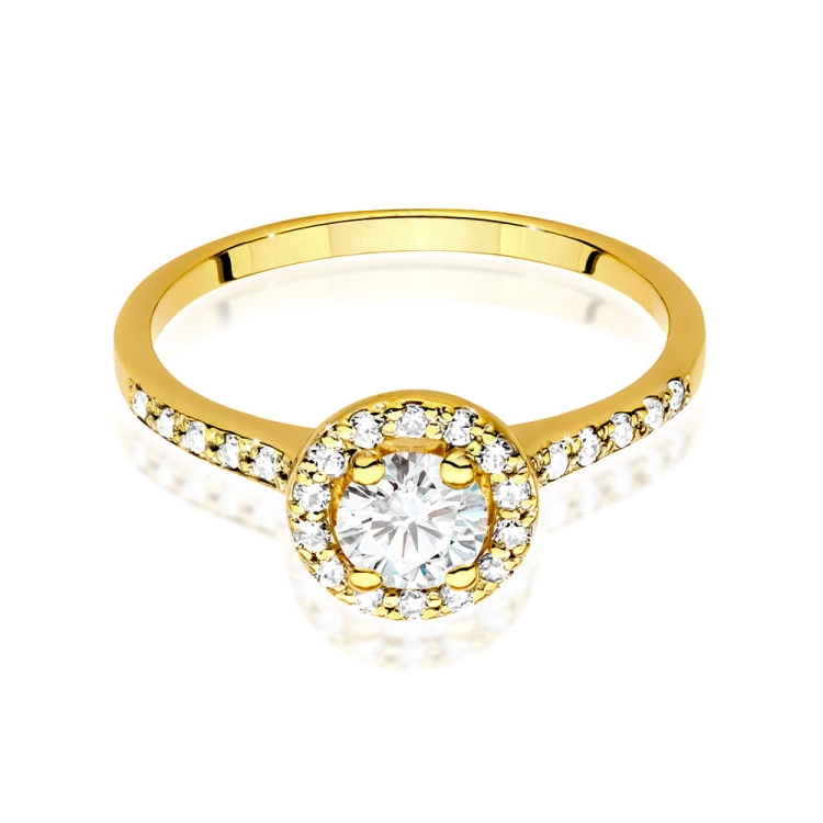 Pierścionek zaręczynowy z żółtego złota z diamentem 0,50ct i bocznymi diamencikami Fire Of Love