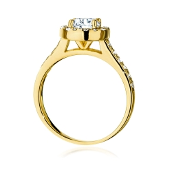 Pierścionek zaręczynowy z żółtego złota z diamentem 0,70ct i bocznymi diamencikami Fire Of Love