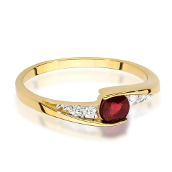 Pierścionek zaręczynowy z żółtego złota z rubinem i diamentami 0,06ct Fire Of Love