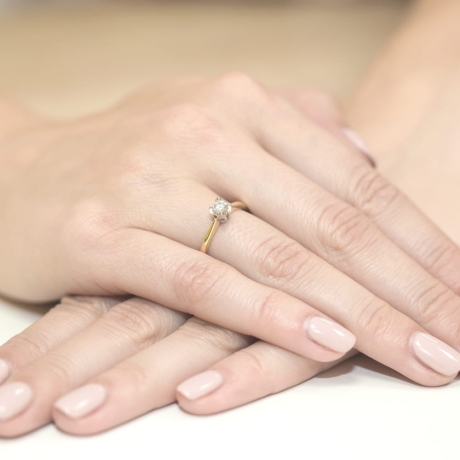 Przejdź do produktu Pierścionek zaręczynowy z żółtego złota z diamentem 0,30ct Fire Of Love