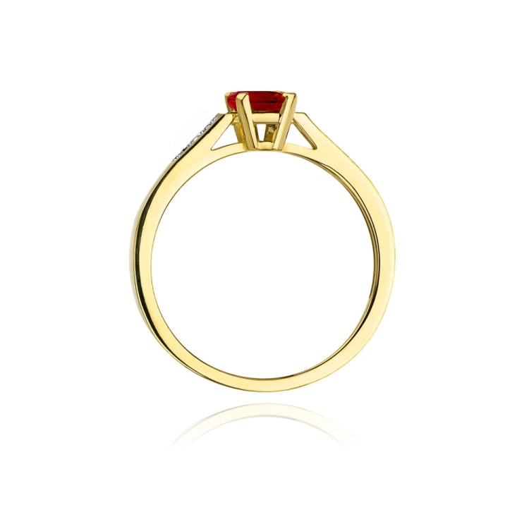 Pierścionek zaręczynowy z żółtego złota z rubinem i diamentami 0,04ct Fire Of Love BW-78-rubin