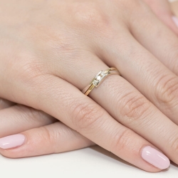 Pierścionek zaręczynowy z żółtego złota z diamentami 0,12ct Fire Of Love BW-159