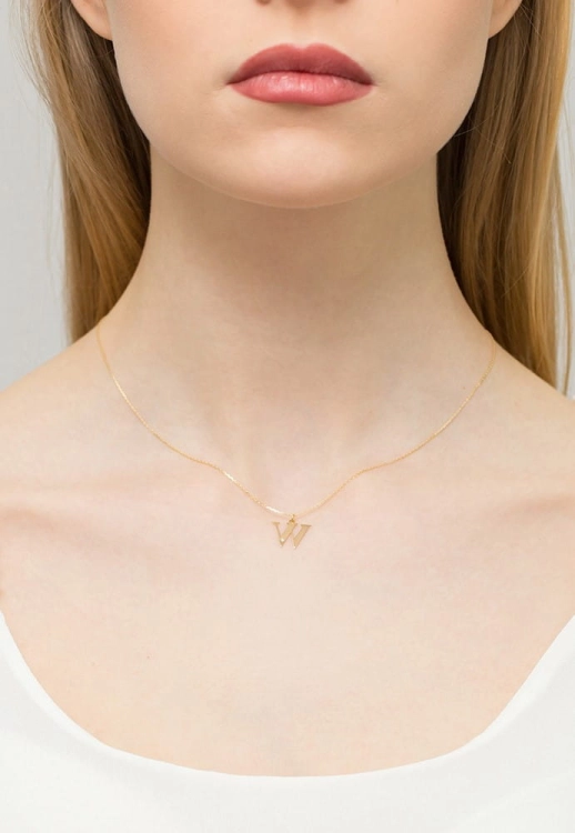 Naszyjnik z żółtego złota z diamentem 0,005ct mała literka W The Diamonds BC-69-małe-W