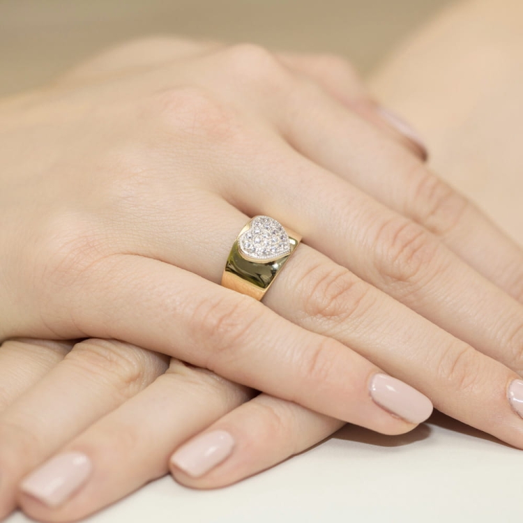 Pierścionek zaręczynowy z żółtego złota z diamentami 0,26ct Fire Of Love BW-352