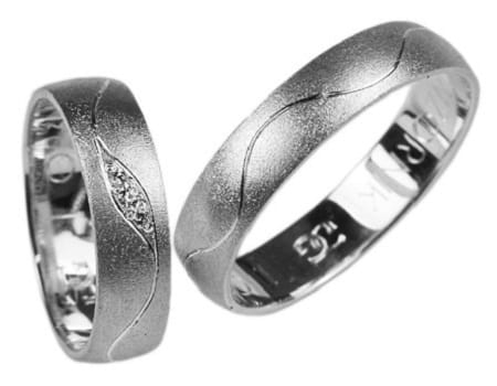Srebrne obrączki ślubne płaskie fazowane z cyrkoniami 6mm Silvery Sv023